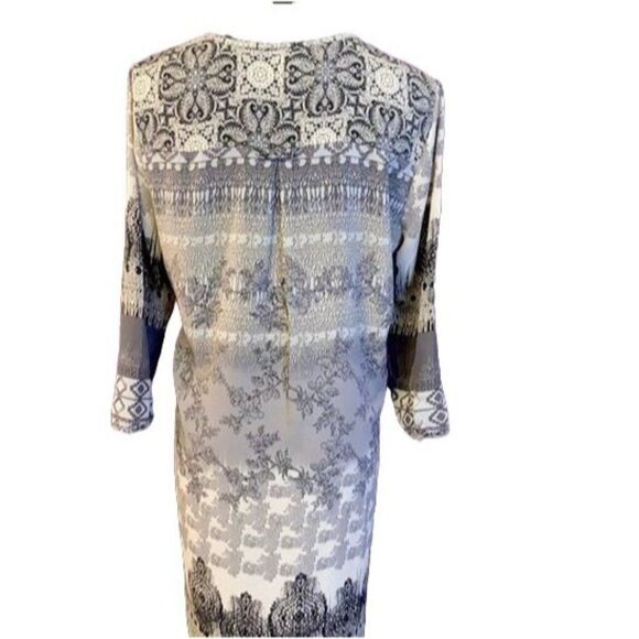 Fig & Flower Sheer Lightweight Tunic, Size Medium - Picture 3 of 9